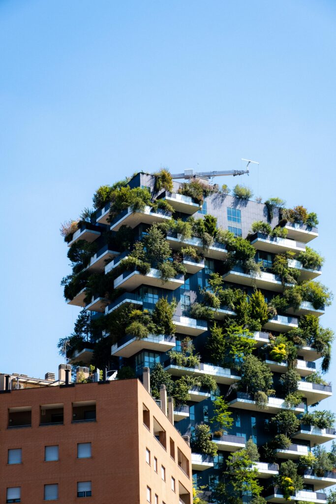 Jardim Vertical e Seus Benefícios: Guia Completo para Transformar Seu Espaço com Natureza