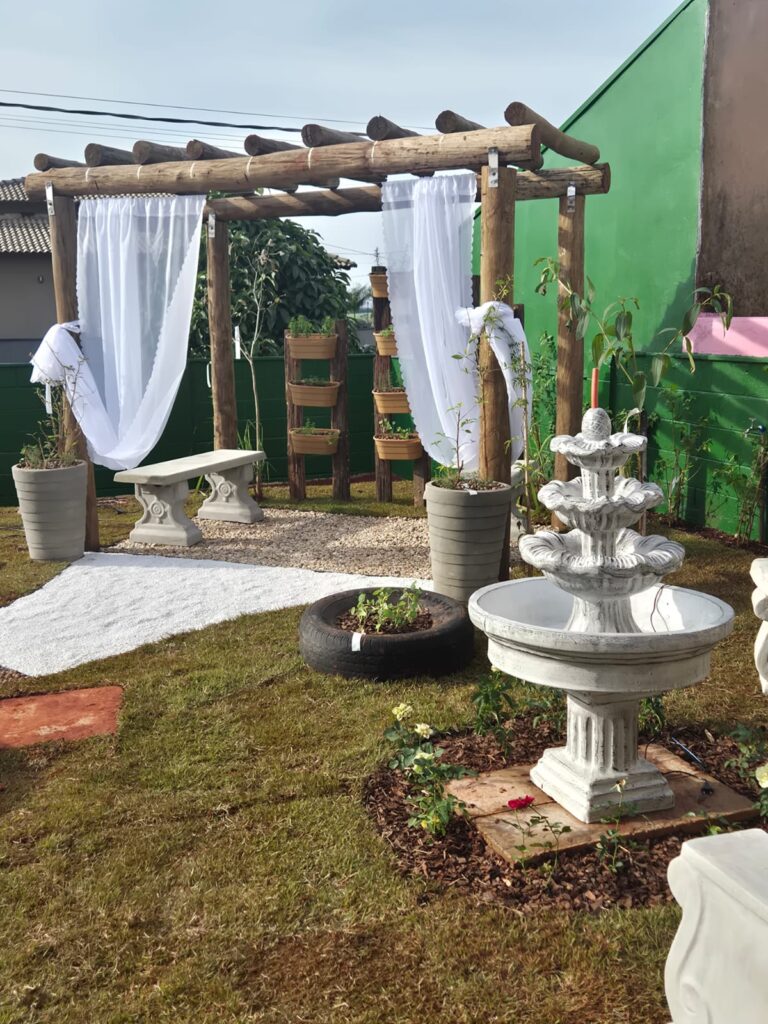 Parte do jardim está pronto, materiais recicláveis e seguro.